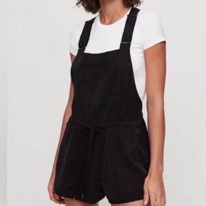 Aritzia Wilfred Free Beatriz Overall Romper M Black Pockets Drawstring Waist